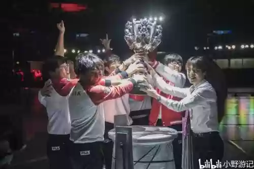 skt往年阵容插图