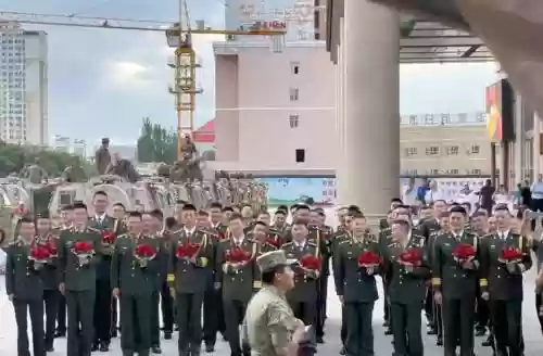 军哥阵容插图