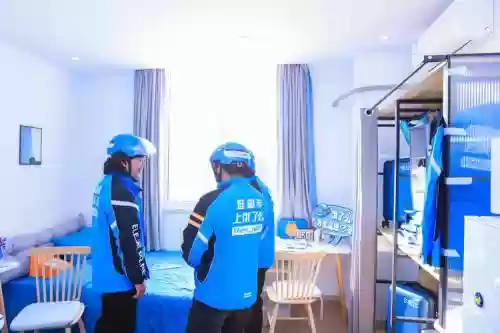 蓝色骑手阵容插图1