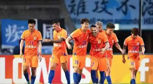 07鲁能阵容插图