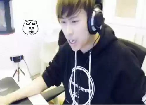 卢本伟直播装备,卢本伟直播装备图片插图 卢本伟直播装备,卢本伟直播装备图片插图